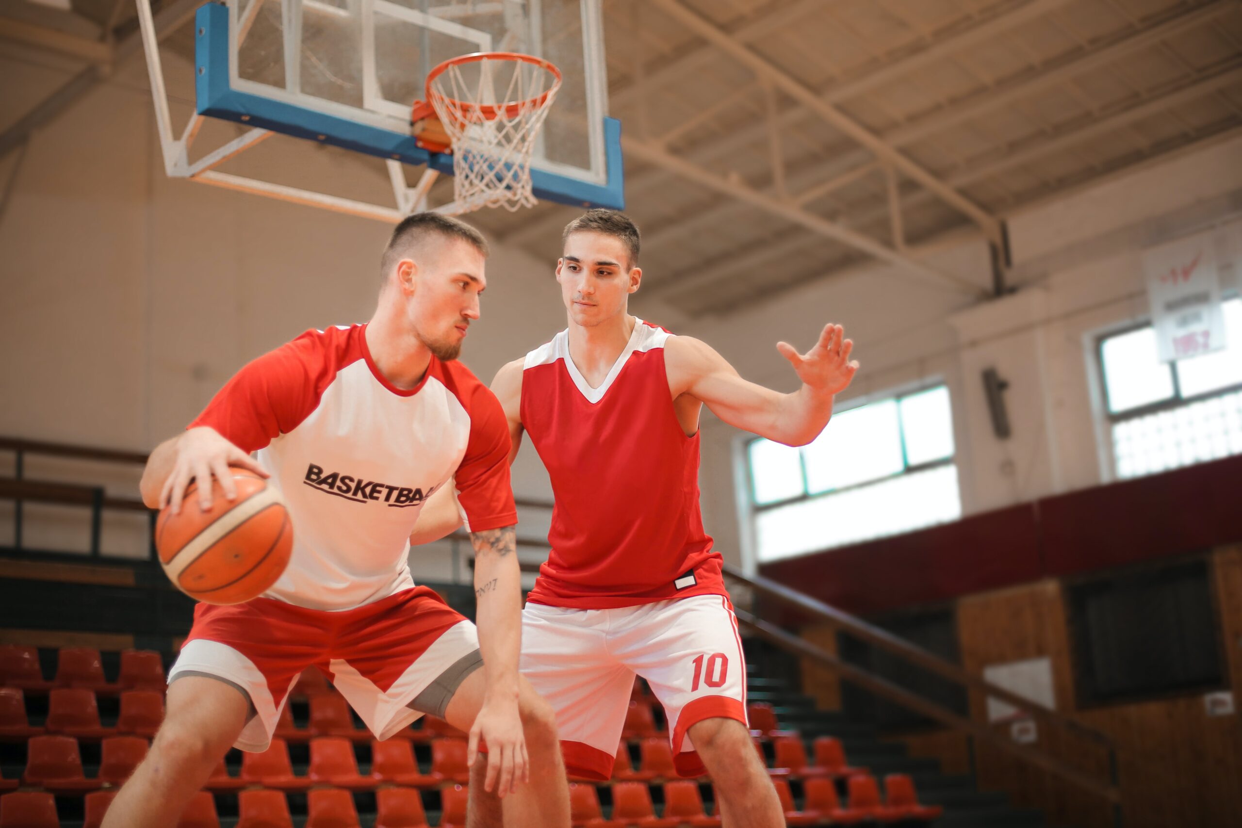 Tenue Basketball: Quelles Sont les Dernières Tendances à Adopter?